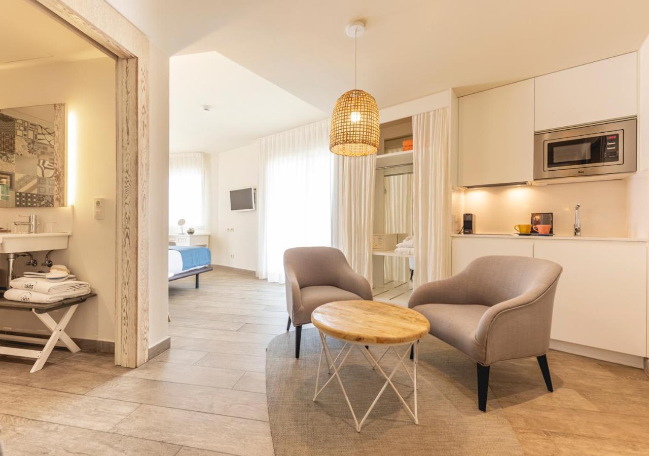1935 Hotel Boutique & Apartments - Adults Only Roses Eksteriør bilde